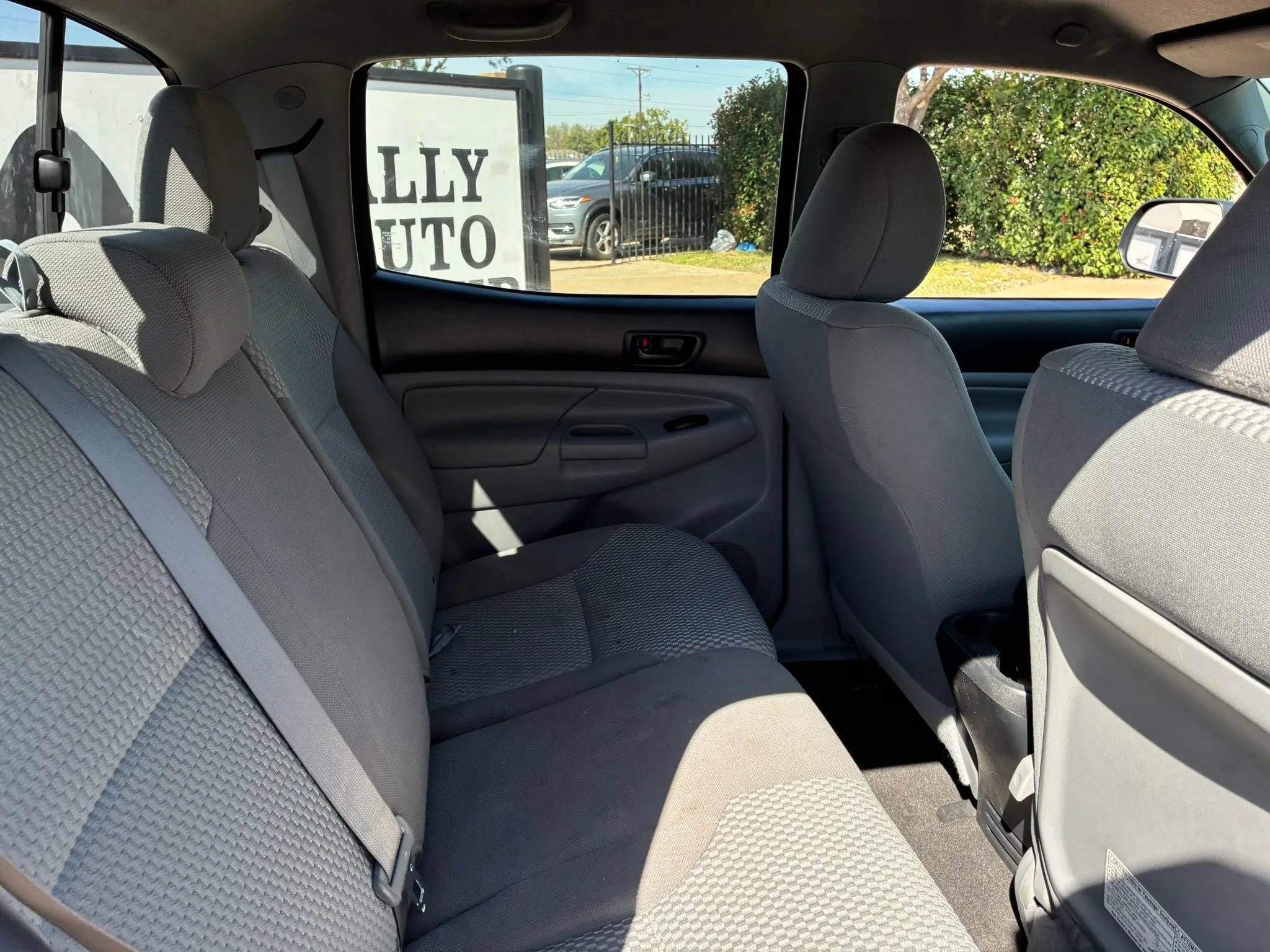 Used 2012 Toyota Tacoma 2WD Double Cab w/ Convenience Pkg image 19