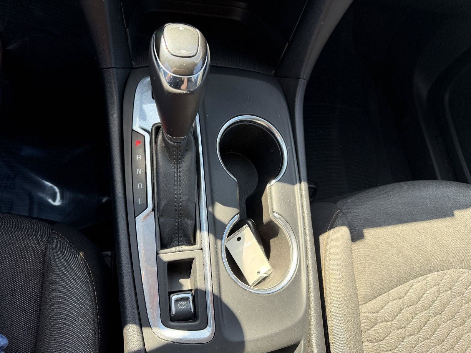 Used 2018 Chevrolet Equinox LT AWD/4WD image 15