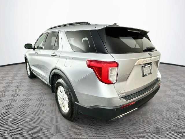 Certified 2022 Ford Explorer XLT w/ Equipment Group 202A AWD/4WD image 10