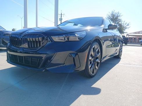 New 2026 BMW 530i 530i w/ M Sport Package image 3