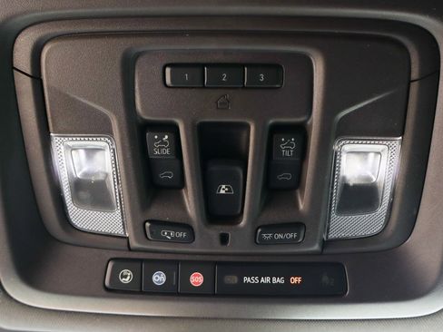 Used 2019 Chevrolet Silverado 1500 LTZ w/ LTZ Premium Package image 26