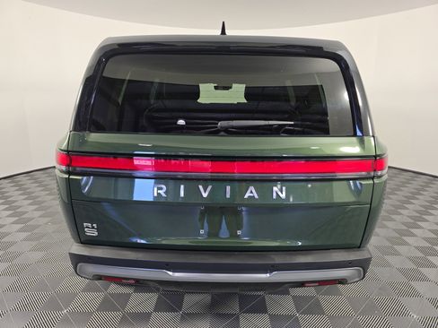 Used 2024 Rivian R1S Adventure image 4