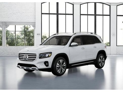 New 2025 Mercedes-Benz GLB 250 4MATIC image 39