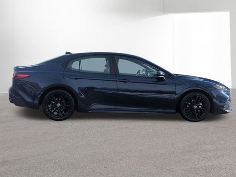 Certified 2025 Toyota Camry SE image 4