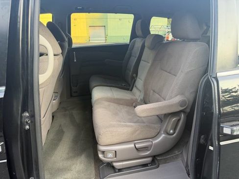 Used 2014 Honda Odyssey EX image 19