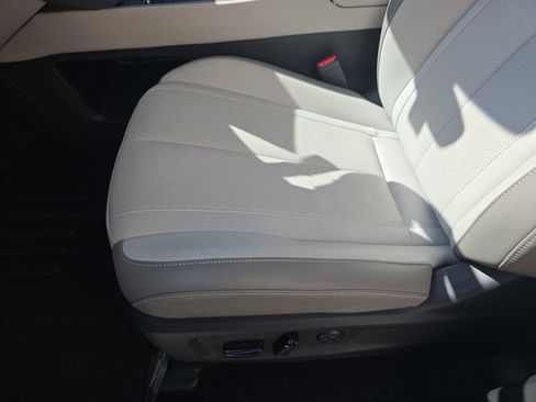 Certified 2026 INFINITI QX60 Luxe w/ Cargo Package FWD image 16