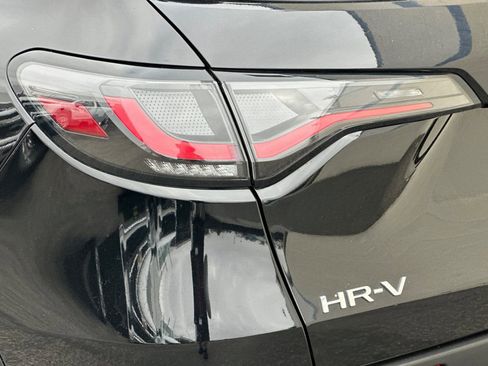 Used 2024 Honda HR-V LX image 36