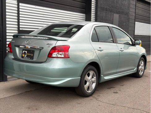 Used 2007 Toyota Yaris S FWD image 3