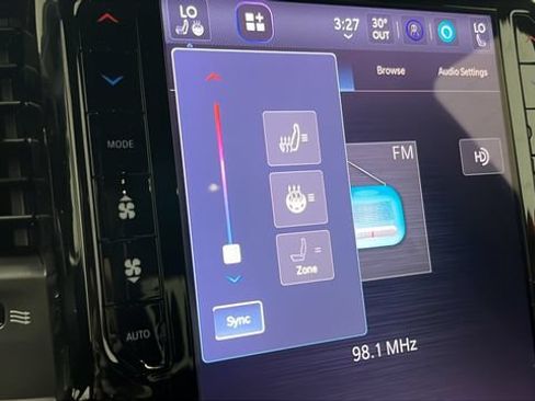 New 2026 RAM 1500 4x4 Crew Cab image 29