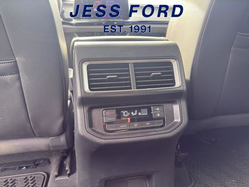 Used 2024 Volkswagen Atlas Peak Edition SEL image 13