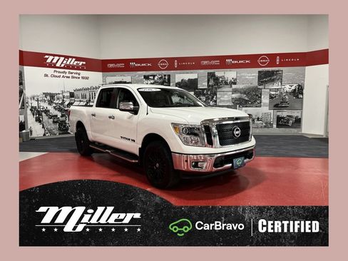 Used 2019 Nissan Titan SL AWD/4WD image 1