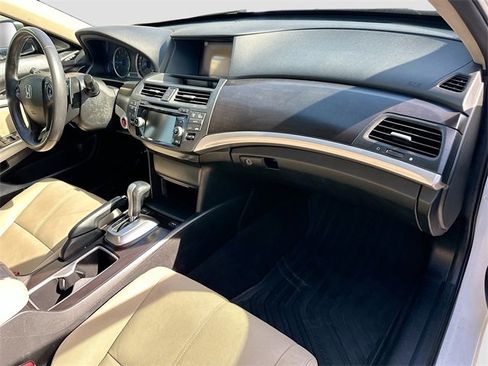 Used 2013 Honda Crosstour EX-L image 26