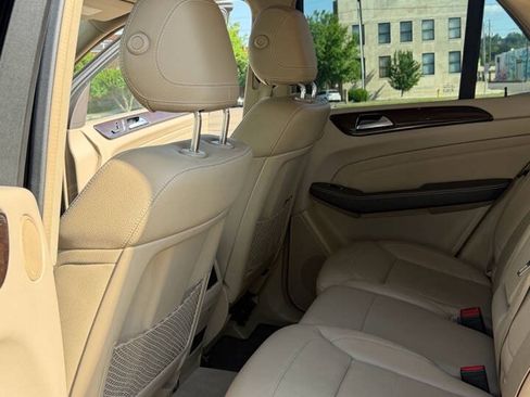 Used 2013 Mercedes-Benz ML 350 4MATIC image 24