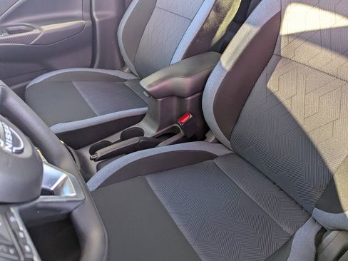 Certified 2025 Nissan Versa SV w/ Trunk Package image 18