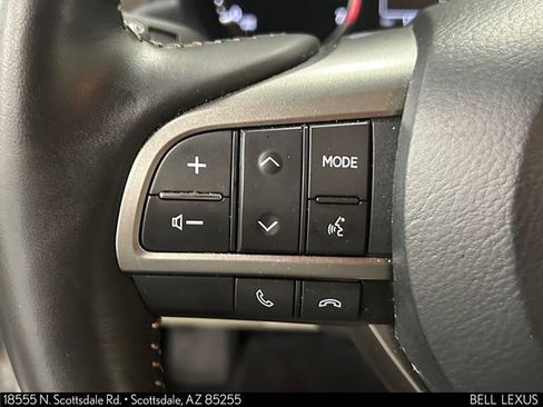 Used 2023 Lexus GX 460 Premium w/ Accessory Package AWD/4WD image 31