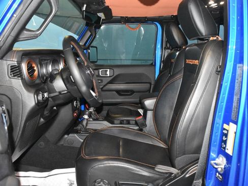 Used 2021 Jeep Gladiator Mojave AWD/4WD image 6