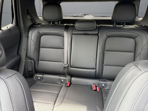 New 2026 Chevrolet Equinox LT w/ Convenience Package II AWD/4WD image 13