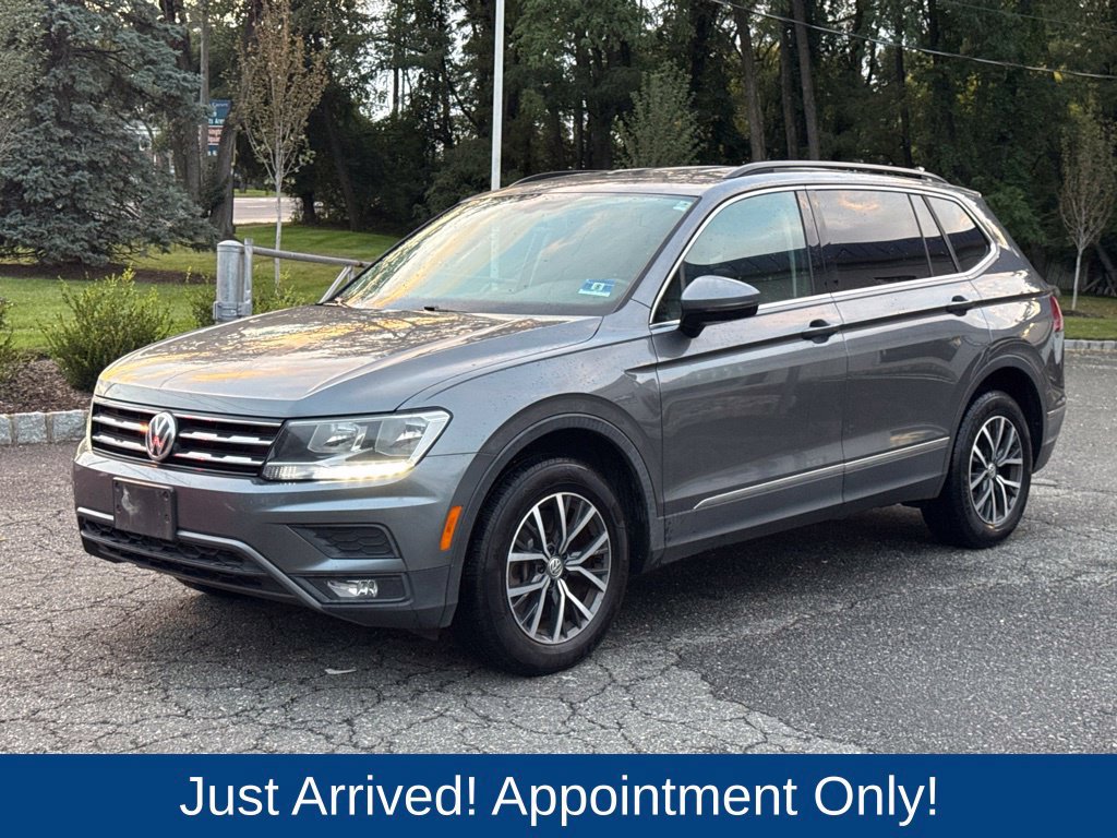 Used 2018 Volkswagen Tiguan SE AWD/4WD image 3