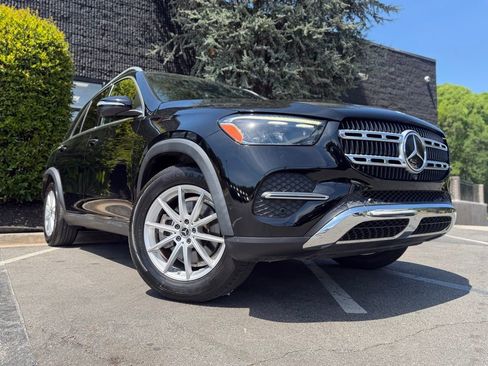 Used 2024 Mercedes-Benz GLE 350 4MATIC w/ 3rd Row Seat Package image 8