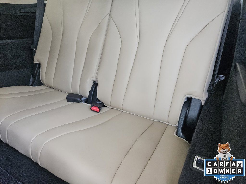 Used 2026 Acura MDX w/ Technology Package AWD/4WD image 32