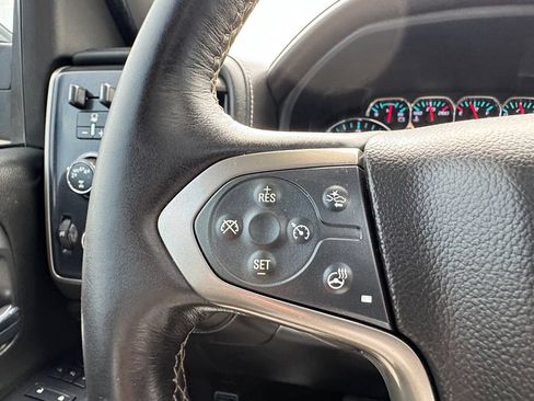 Used 2017 Chevrolet Silverado 1500 High Country AWD/4WD image 16