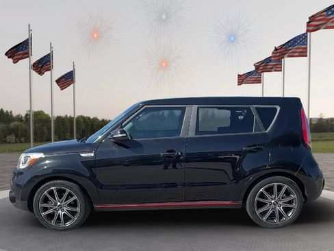 Used 2018 Kia Soul ! w/ Tech Package FWD image 6