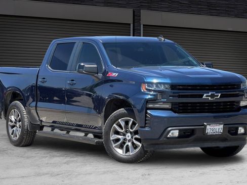Used 2020 Chevrolet Silverado 1500 RST w/ All-Star Edition AWD/4WD image 2