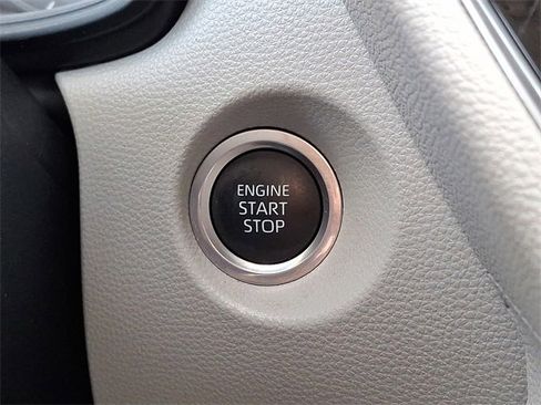 Certified 2023 Toyota Corolla Cross LE image 24