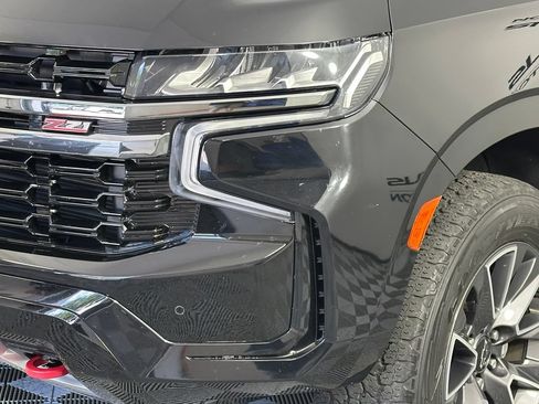 Used 2021 Chevrolet Tahoe Z71 w/ Z71 Signature Package AWD/4WD image 12