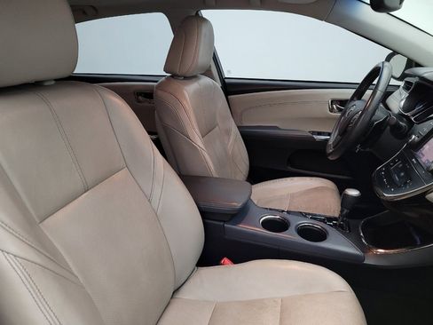 Used 2014 Toyota Avalon Limited image 21