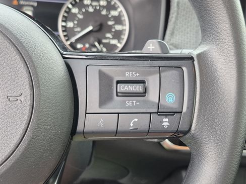 Certified 2021 Nissan Rogue SV FWD image 31