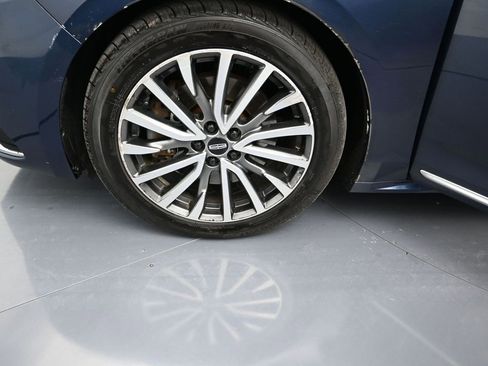 Used 2017 Lincoln Continental Select w/ Climate Package image 9