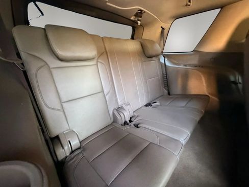 Used 2018 Chevrolet Tahoe LT RWD image 32