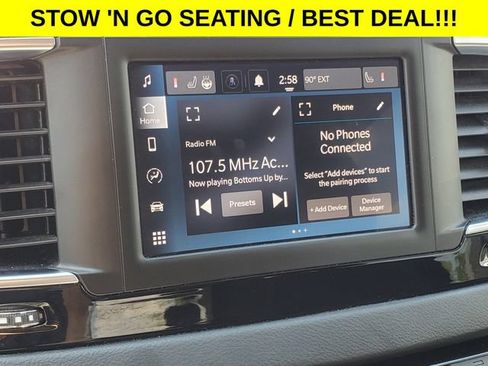 Used 2023 Chrysler Voyager LX FWD image 16