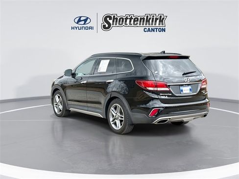 Used 2018 Hyundai Santa Fe Limited image 6