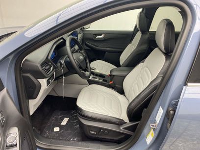 New 2024 Ford Escape SE w/ PHEV Premium Package