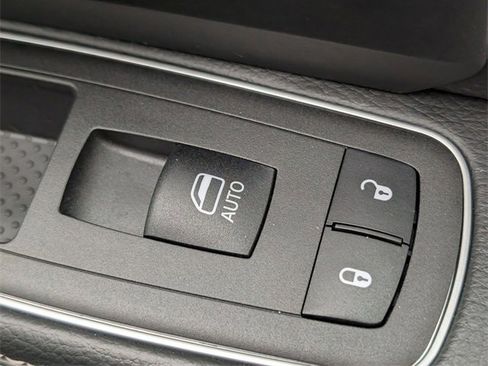 Used 2023 RAM 2500 Laramie image 35