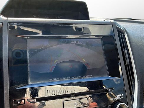 Used 2022 Subaru Crosstrek 2.0i Premium w/ Moonroof Package image 30