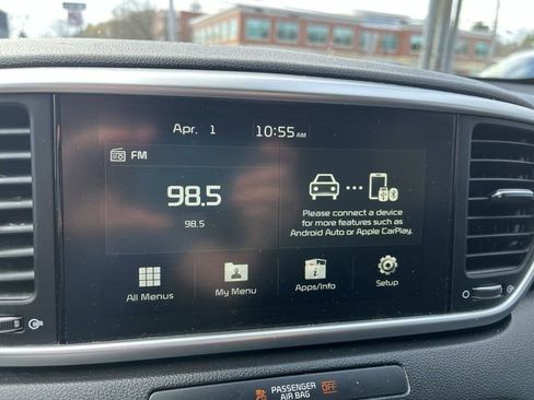 Used 2022 Kia Sportage LX image 16