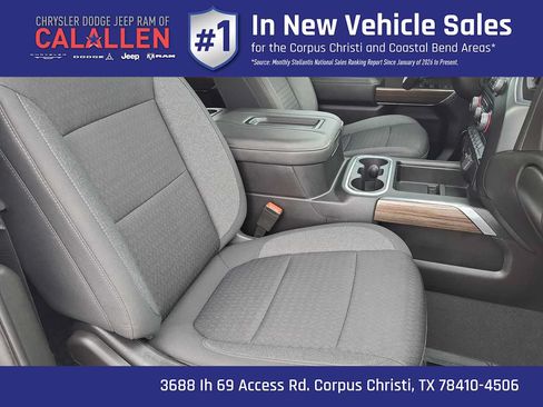 Used 2022 Chevrolet Silverado 1500 LT Trail Boss w/ Safety Package AWD/4WD image 22