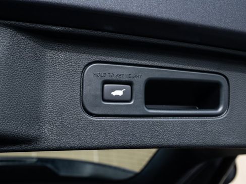 Used 2024 Honda Pilot Touring image 49