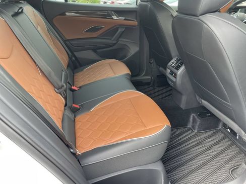 Used 2026 Volkswagen Tiguan SEL R-Line AWD/4WD image 26