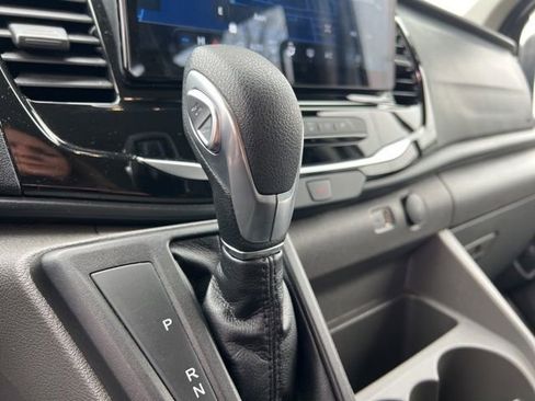 Used 2024 Ford Transit 350 XLT image 17