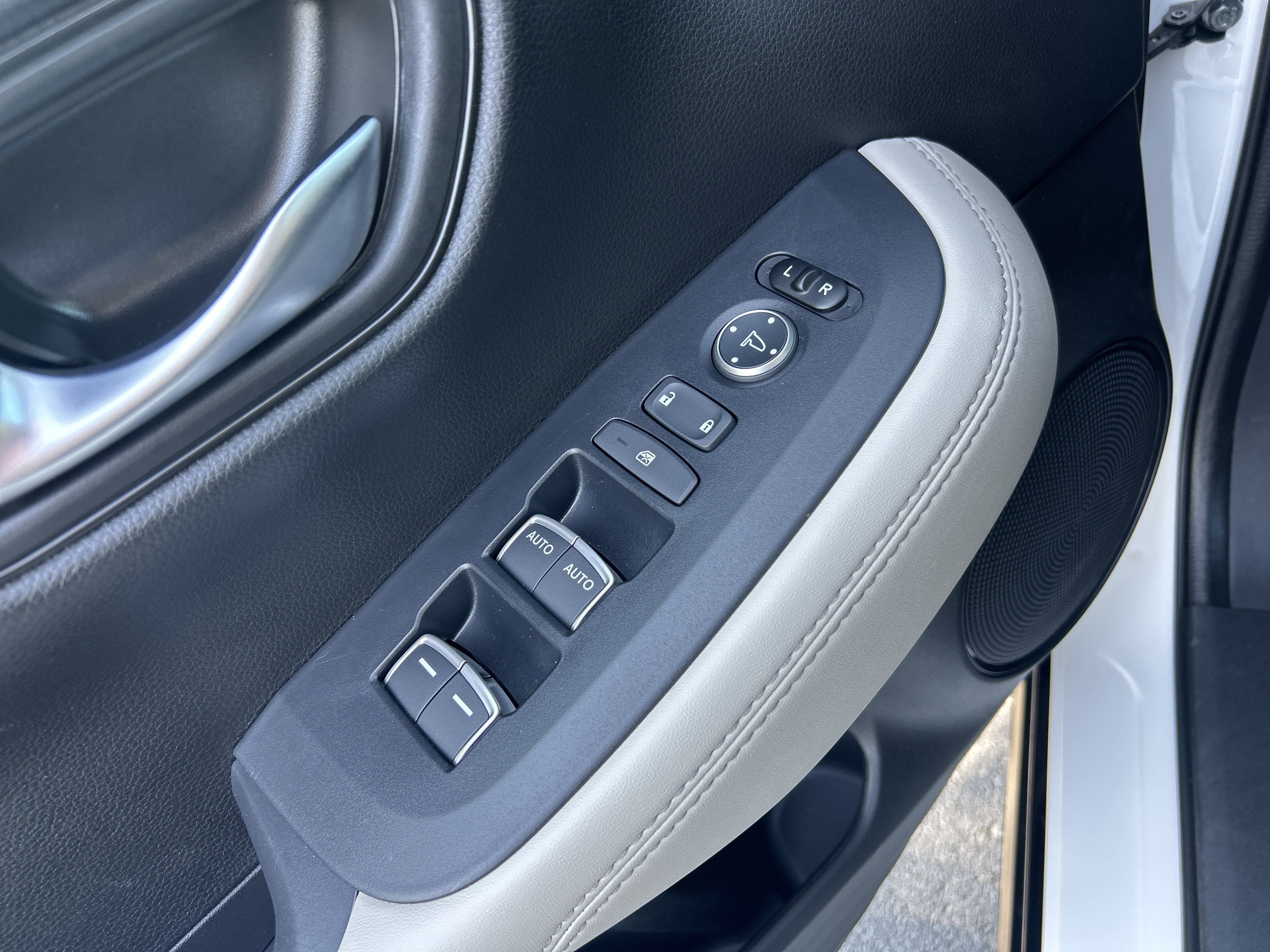 Certified 2027 Honda HR-V EX-L image 26
