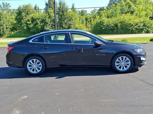 Used 2021 Chevrolet Malibu LT FWD image 26