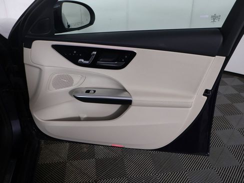 Used 2023 Mercedes-Benz C 300 4MATIC Sedan image 24