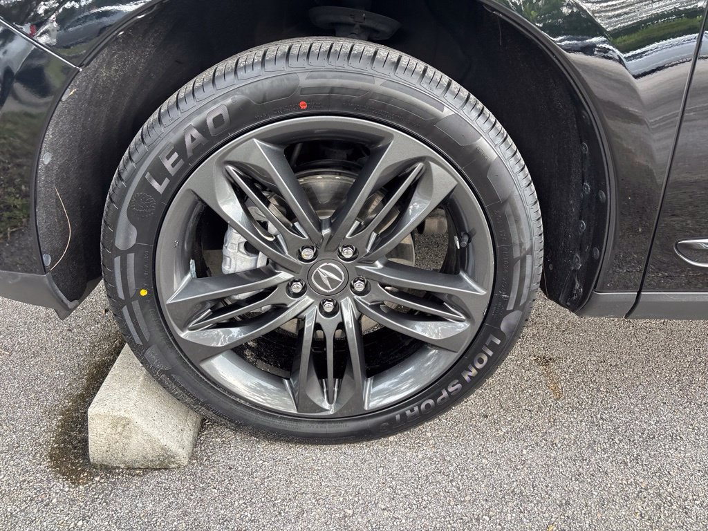 Used 2023 Acura RDX w/ Advance Package FWD image 9