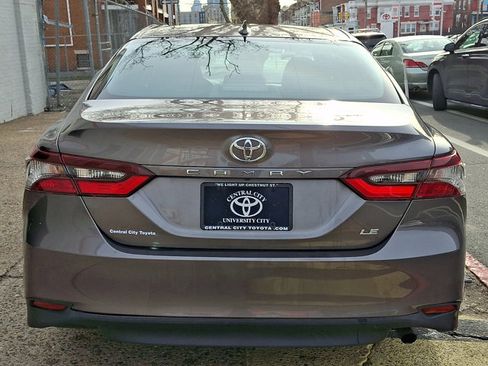 Used 2024 Toyota Camry LE image 5