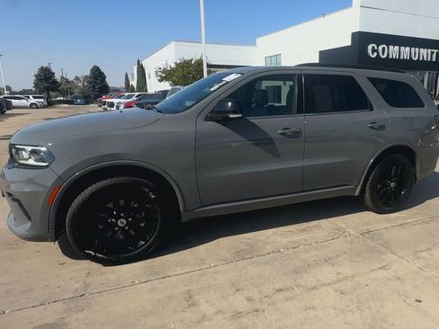 Used 2023 Dodge Durango GT image 4