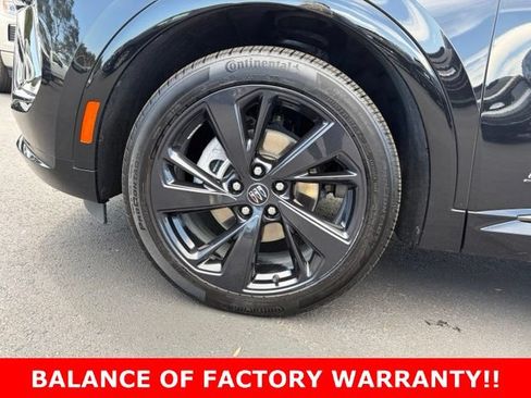 Used 2025 Buick Envision Sport Touring AWD/4WD image 9